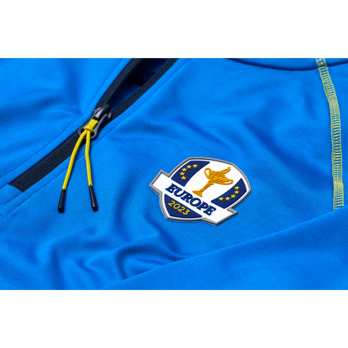 2023 Ryder Cup Official European Fanwear Women&#39;s Royal Blue 1/4 Zip Mid Layer - Badge Close-up