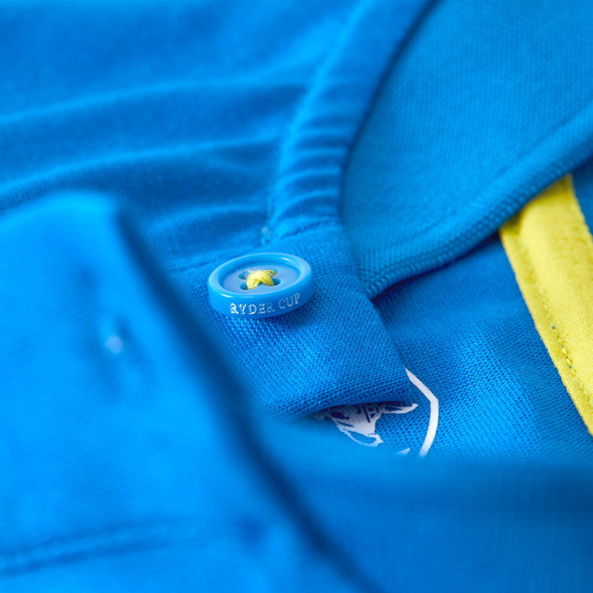 2023 Ryder Cup Official European Fanwear Men&#39;s Round Collar Polo Shirt - Button Close-up