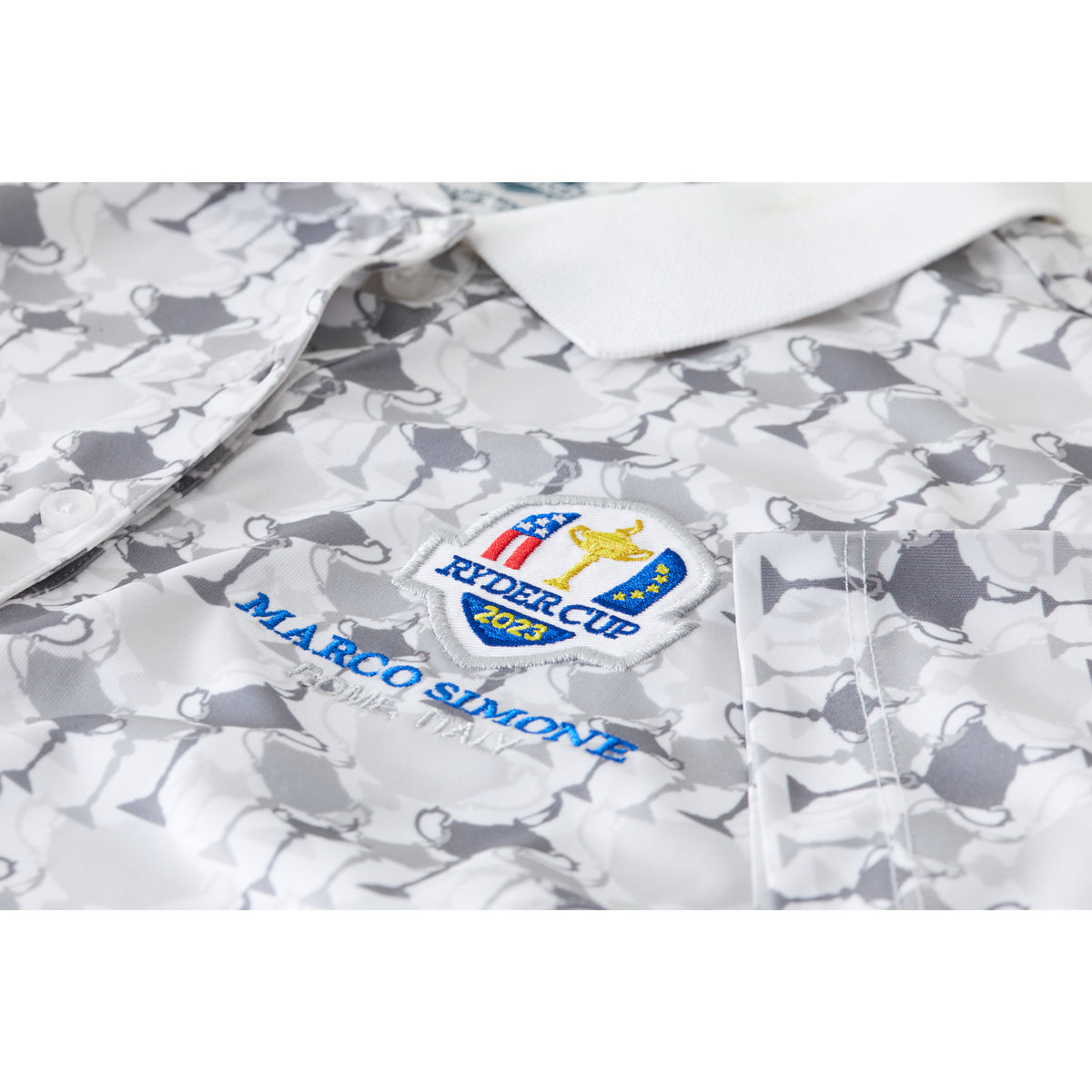 2023 Ryder Cup Rome Collection Women&#39;s Trophy Print White Polo Shirt - Badge Close-up